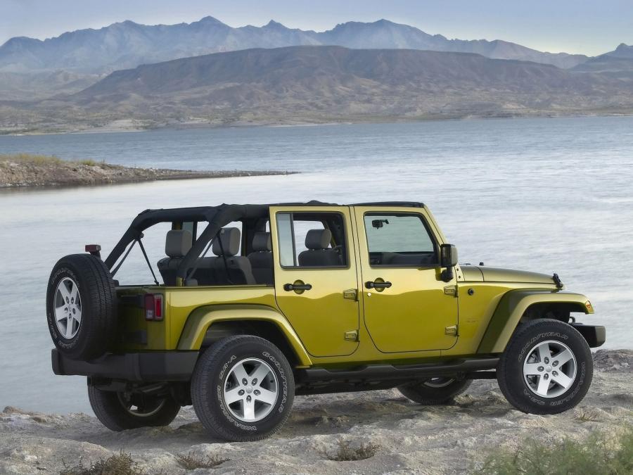  Jeep Wrangler Sahara Unlimited 2006 года  (фото 79 из 121)